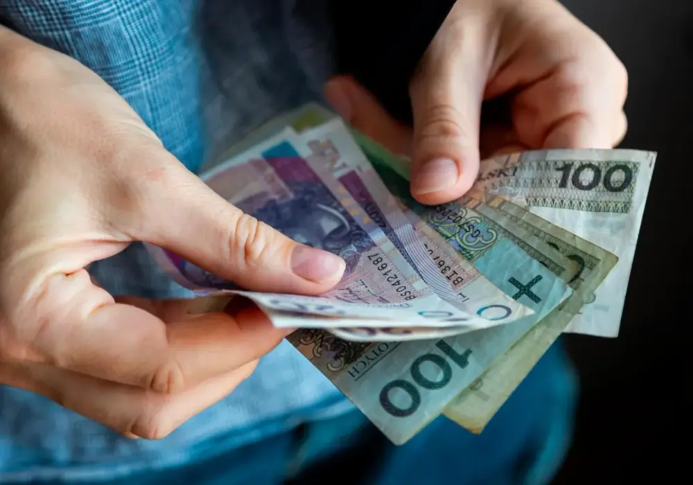Minimalna stawka godzinowa - Czy Twoja umowa jest legalna?