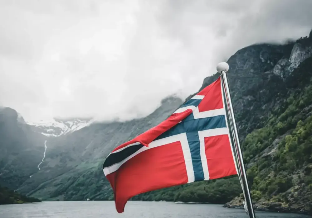 Zarobki w Norwegii - ile zostaje na rękę? Sprawdź stawki i podatki!