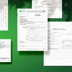 Formularze ZUS OL-9 i zgłoszenie wypadku przy pracy. Dokumenty zawierają dane płatnika składek, informacje o stanie zdrowia ubezpieczonego oraz okolicznościach wypadku.