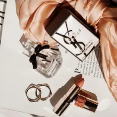 YSL co to za firma? Poznaj historię i wyjątkowe produkty marki