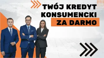 Trzech profesjonalistów w garniturach prezentuje ofertę: Twój kredyt konsumencki za darmo.