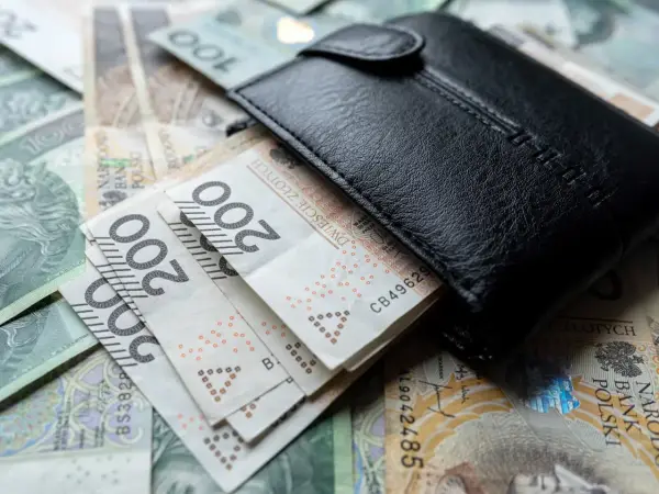 Minimalna krajowa 2026 - Ile naprawdę dostaniesz na rękę?