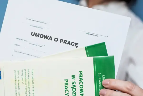 Umowa o pracę na czas określony - Kiedy staje się bezterminowa?